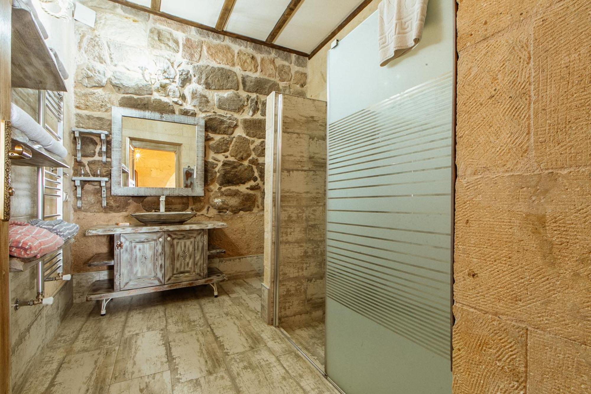 Karlik Cave Suite Cappadocia Üçhisar Ngoại thất bức ảnh