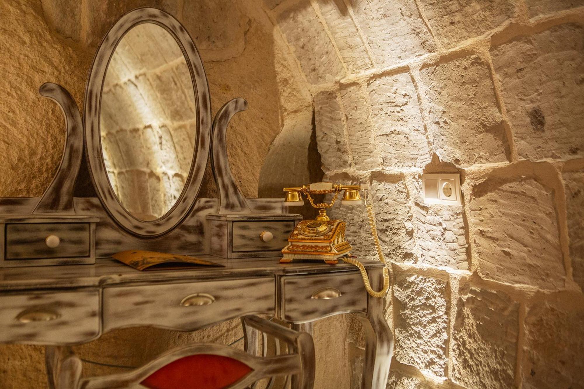 Karlik Cave Suite Cappadocia Üçhisar Ngoại thất bức ảnh